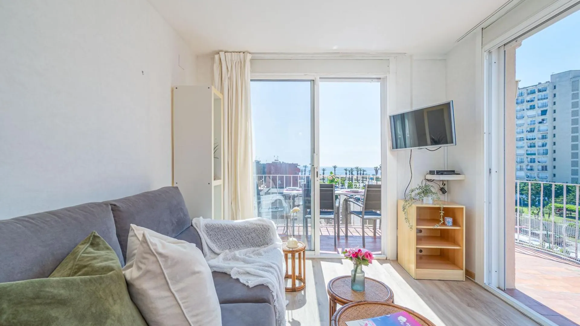 Apart-Rent Apartment Gran Reserva 0105 Empuriabrava